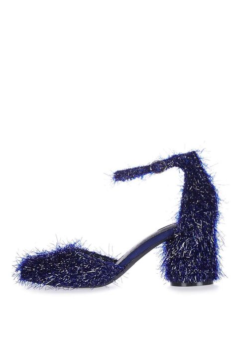 Heel 2: Topshop